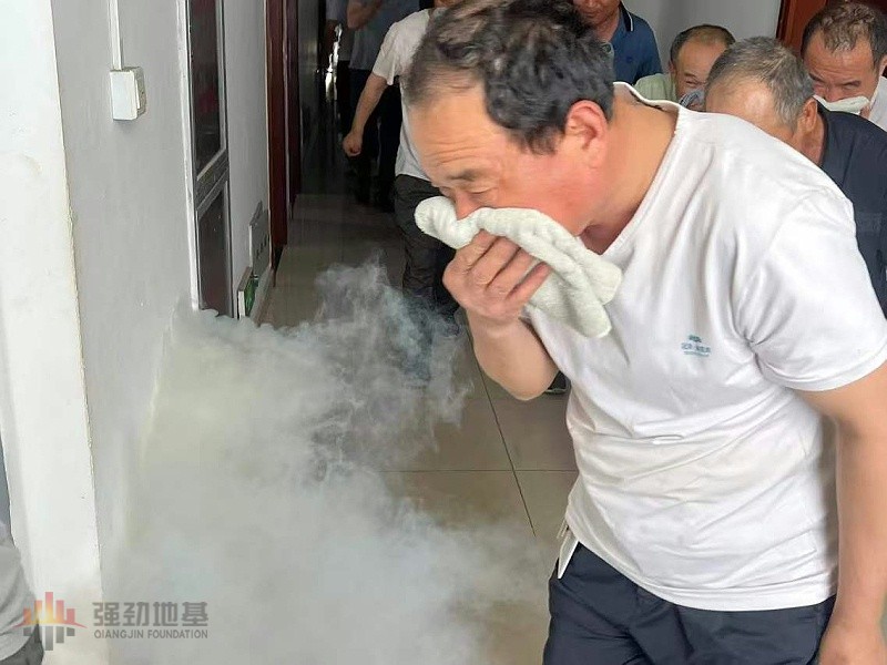 上海強勁消防演練 (1)