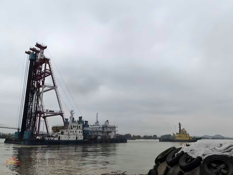 上海強勁十軸攪拌樁 (1)