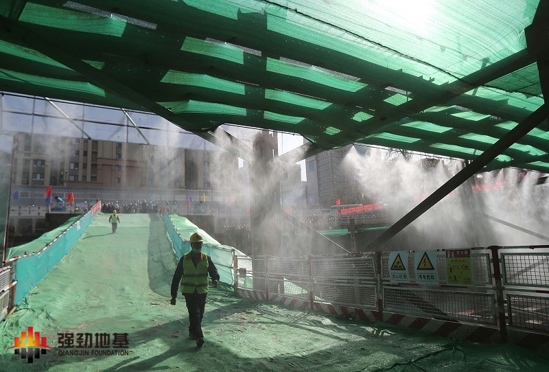 工地天幕防塵系統(tǒng)