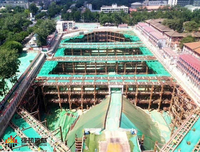 預(yù)應(yīng)力魚腹式基坑鋼支撐