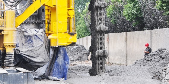 地下連續(xù)墻導(dǎo)墻施工方法