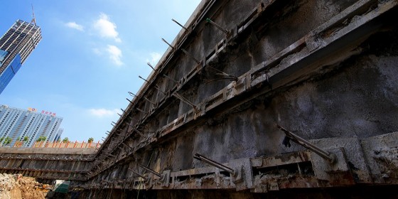 支護(hù)結(jié)構(gòu)的內(nèi)支撐體系-豎向斜撐體系