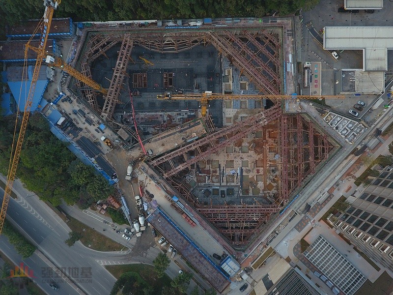 魚(yú)腹梁-深圳美景全景照片