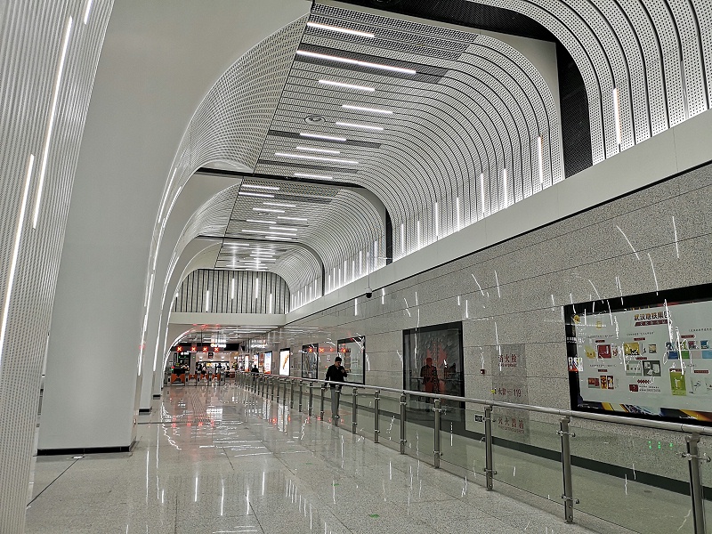 水泥土攪拌樁+SMW工法：武漢地鐵8號(hào)線一徐家棚站